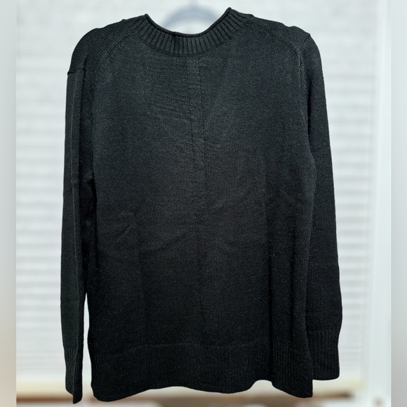 Banana Republic Essential V Neck Sweater Black - Picture 3 of 3